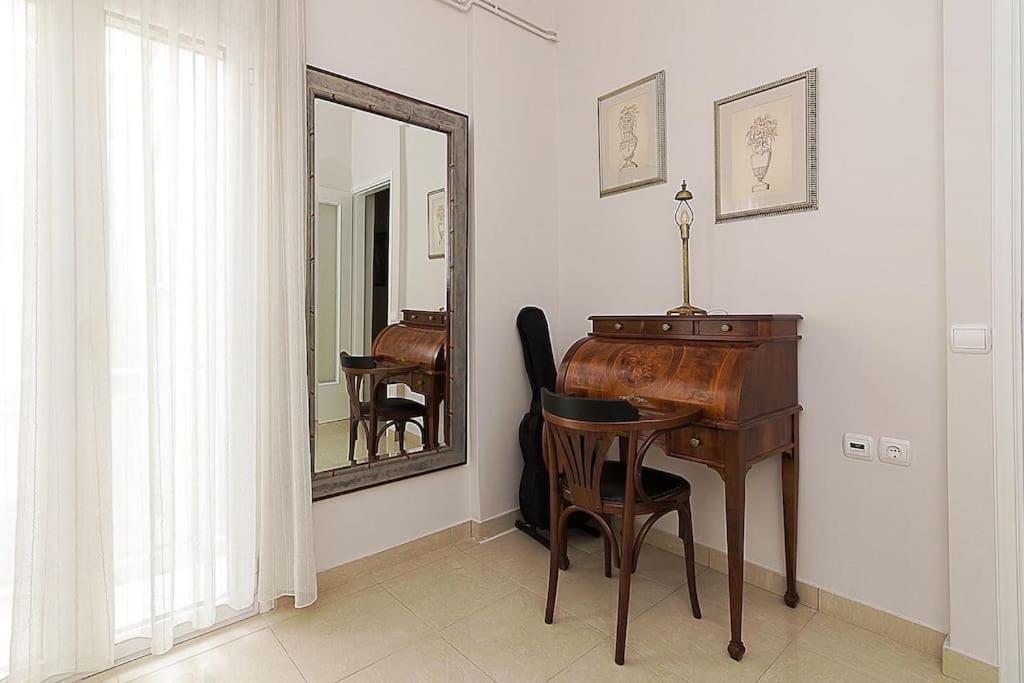 A Unique Apartment In The Historical Center-3Bds Aten Exteriör bild